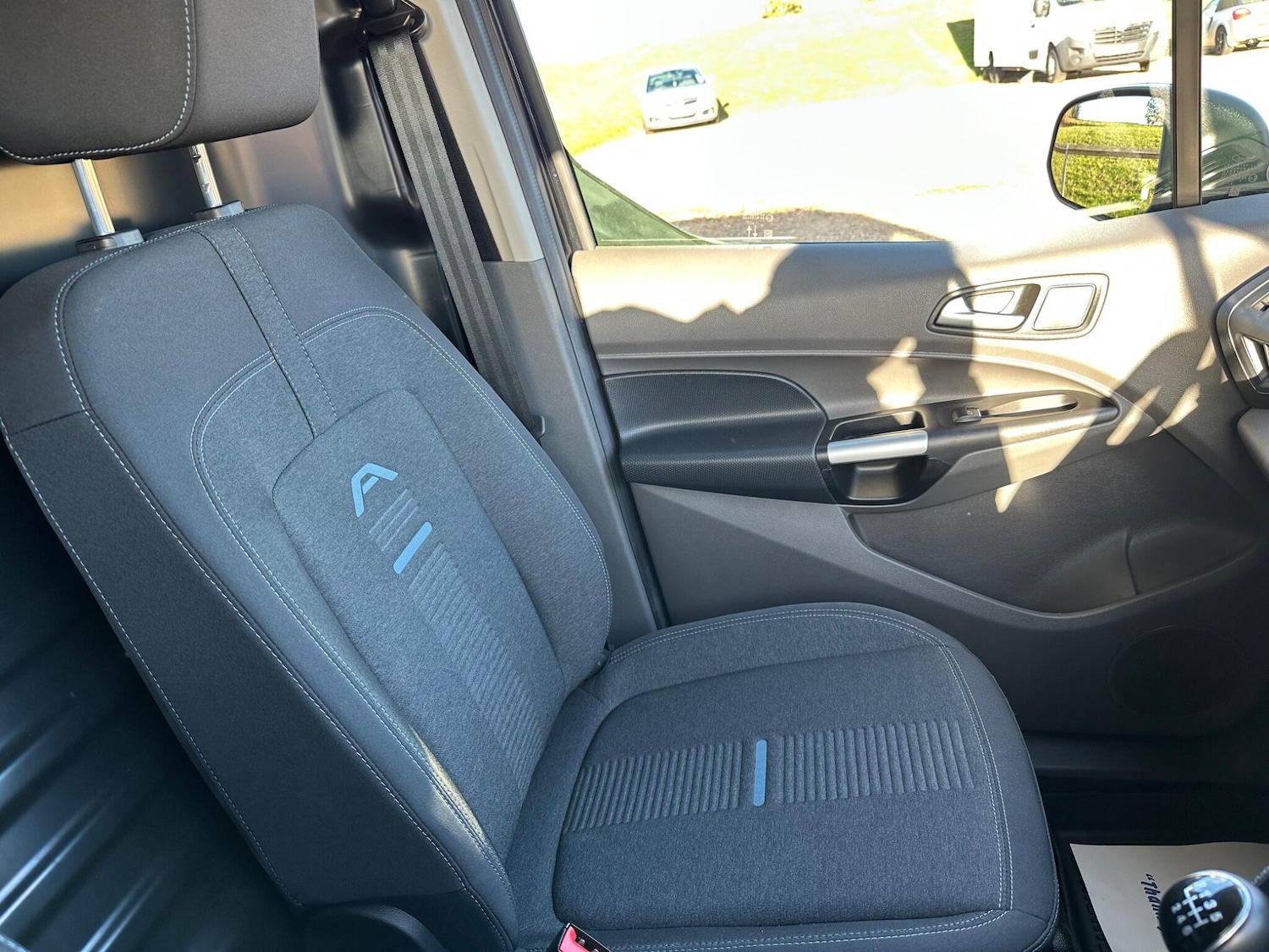 Used Ford Transit Connect 2024 for sale - 76360884: Photo 16