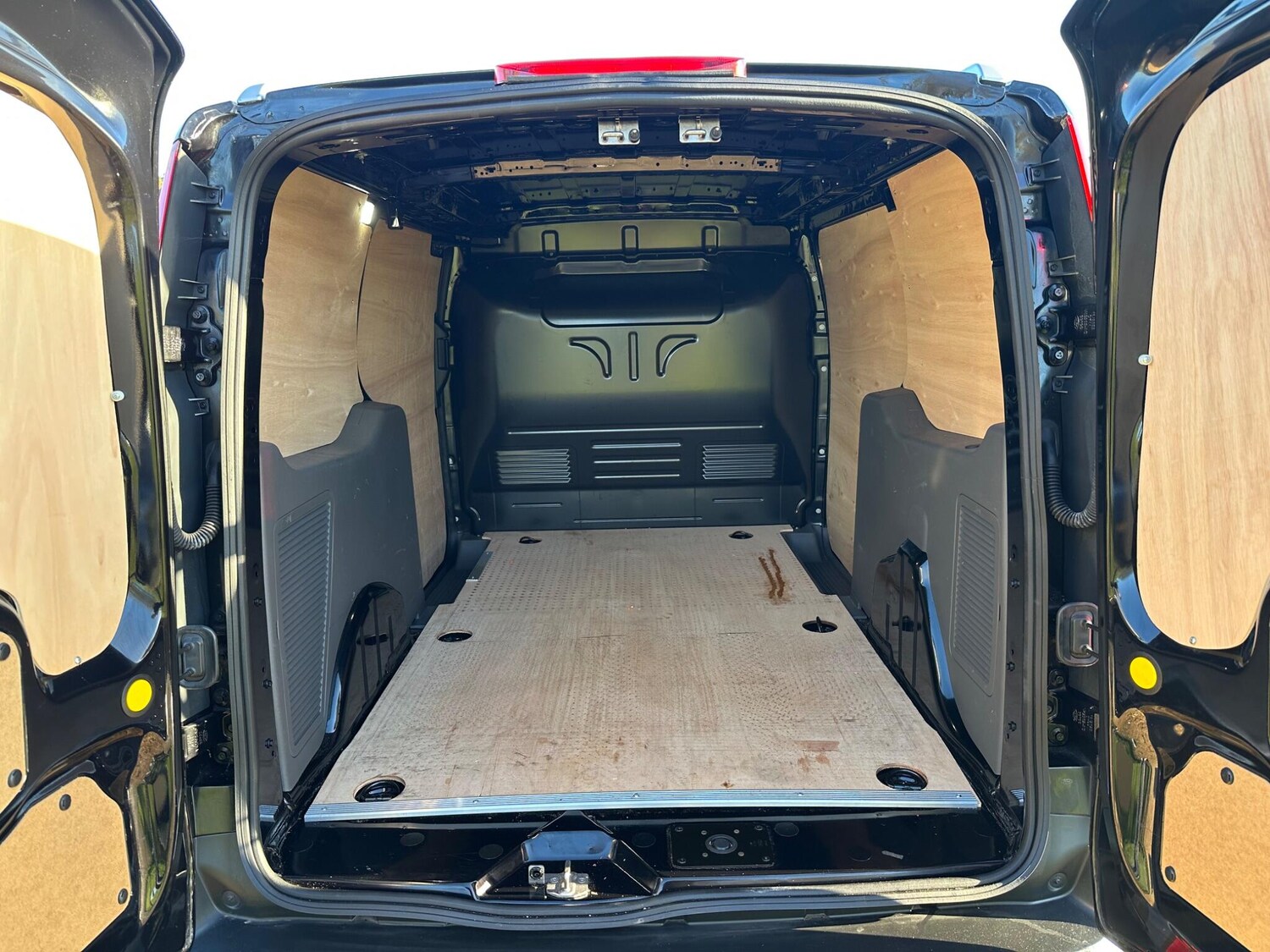 Used Ford Transit Connect 2024 for sale - 76360884: Photo 19