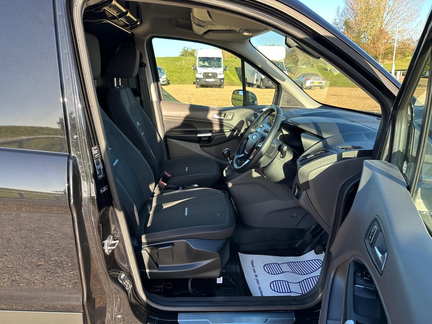 Used Ford Transit Connect 2024 for sale - 76360884: Photo 9