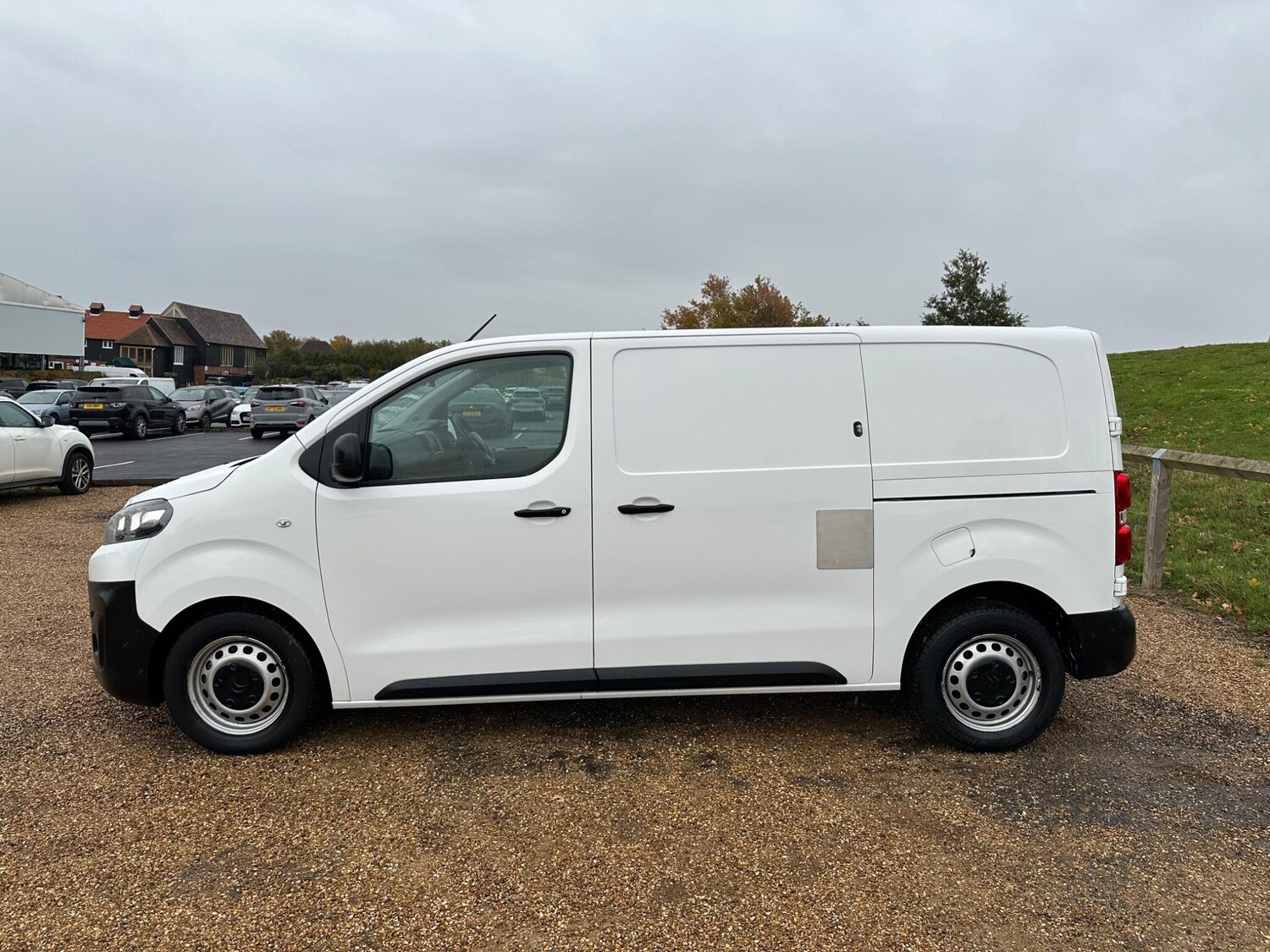 Used Citroen Dispatch 2020 for sale - 76409318: Photo 4