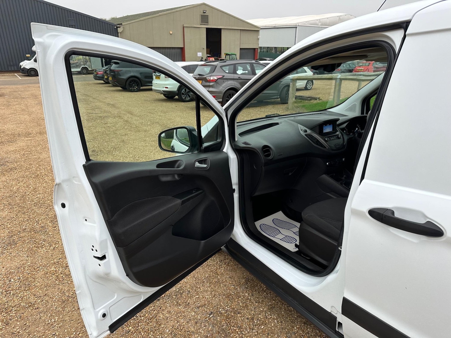 Used Ford Transit Courier 2019 for sale - 76990374: Photo 11