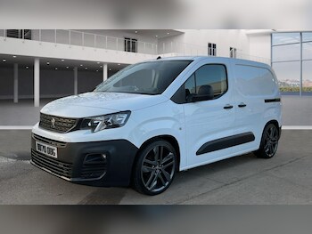 Used Peugeot Partner 2020 for sale - 77709969: Photo