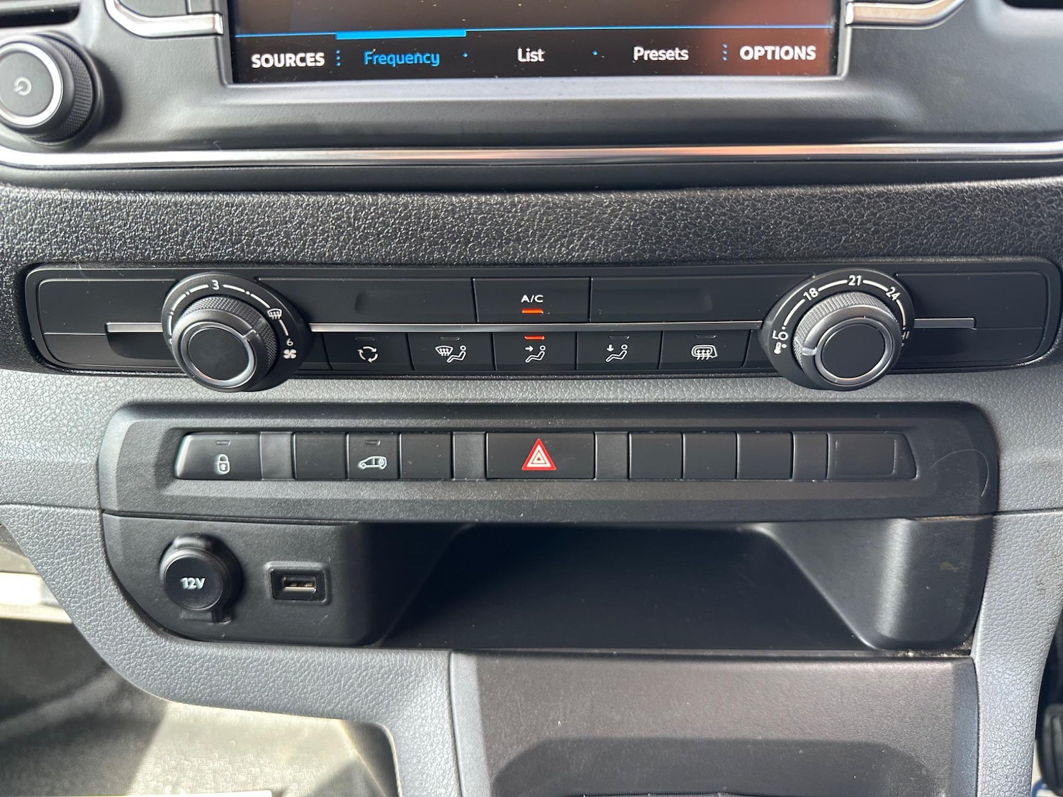 Used Peugeot Expert 2022 for sale - 76993719: Photo 11