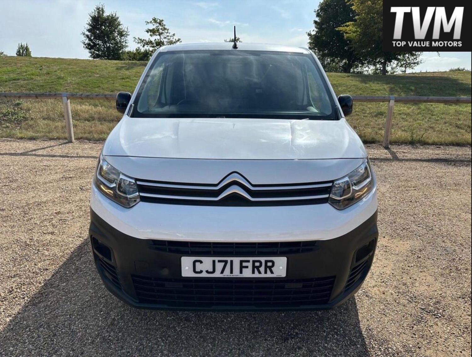 Used Citroen Berlingo 2022 for sale - 76991700: Photo 2