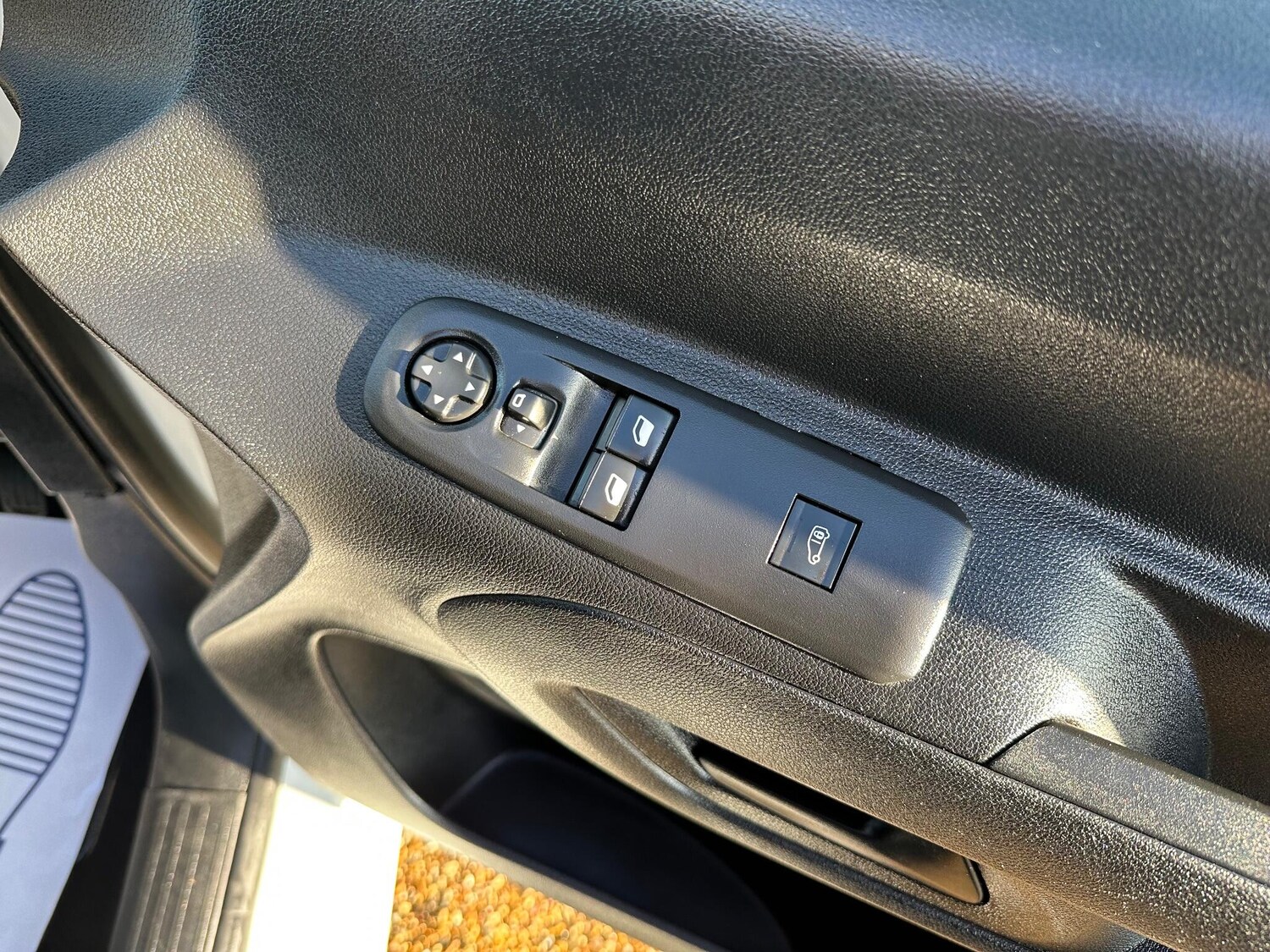 Used Vauxhall Combo 2019 for sale - 76572617: Photo 10