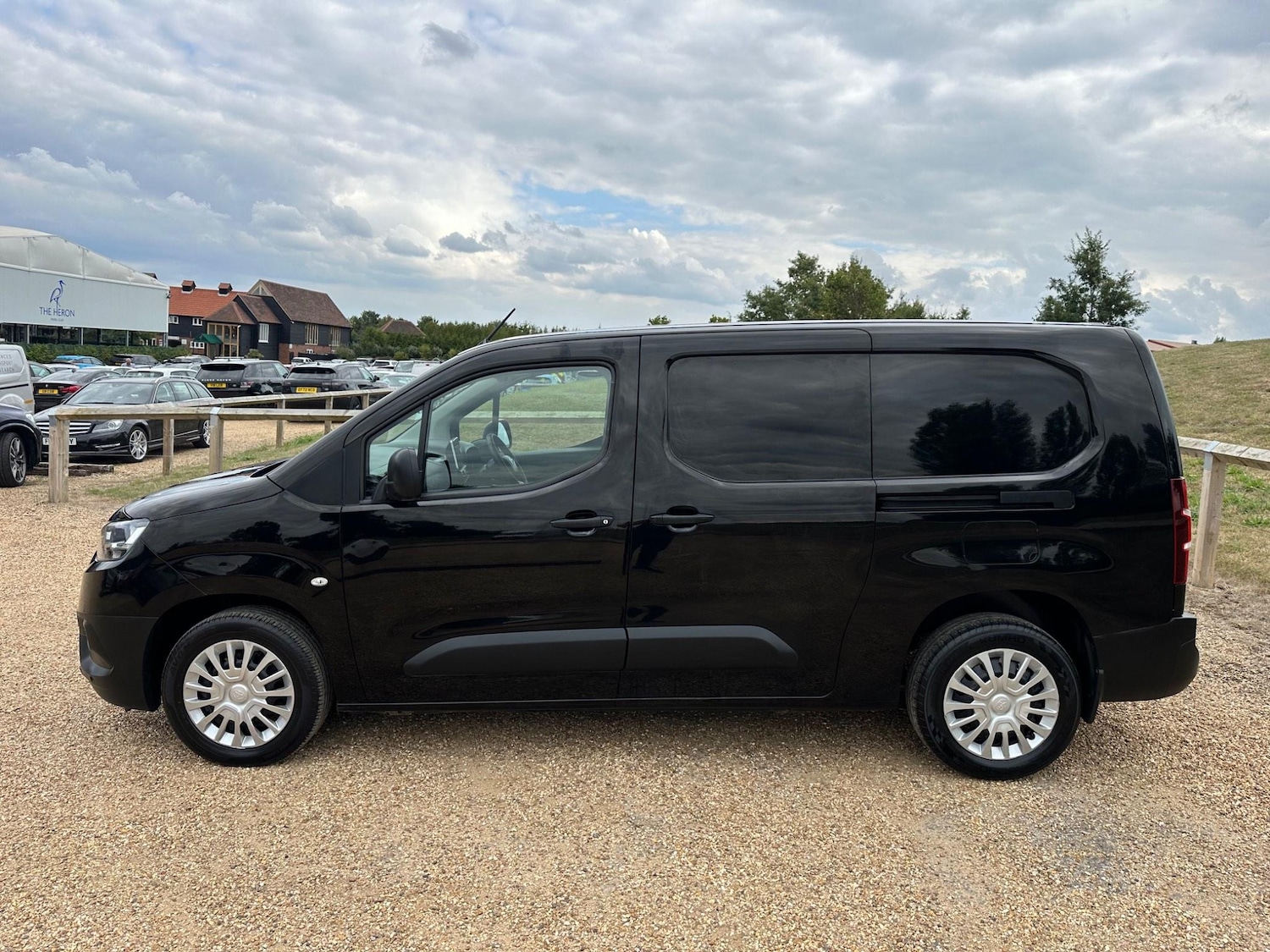 Used Toyota ProAce 2021 for sale - 76993319: Photo 4