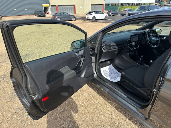 Used Ford Fiesta Van 2019 for sale - 75614090: Photo 20