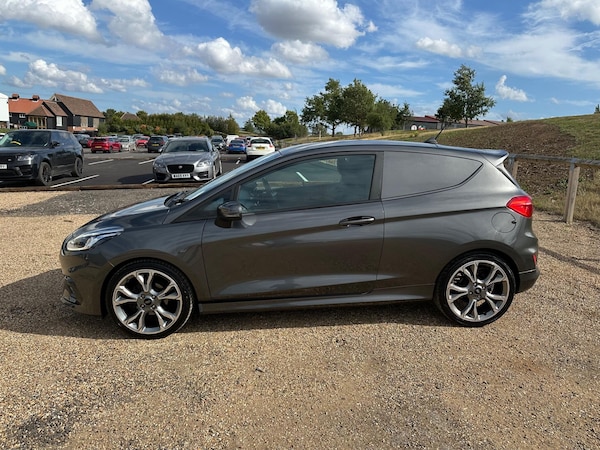 Used Ford Fiesta Van 2019 for sale - 75614090: Photo 4
