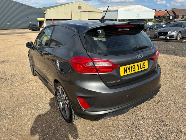 Used Ford Fiesta Van 2019 for sale - 75614090: Photo 5