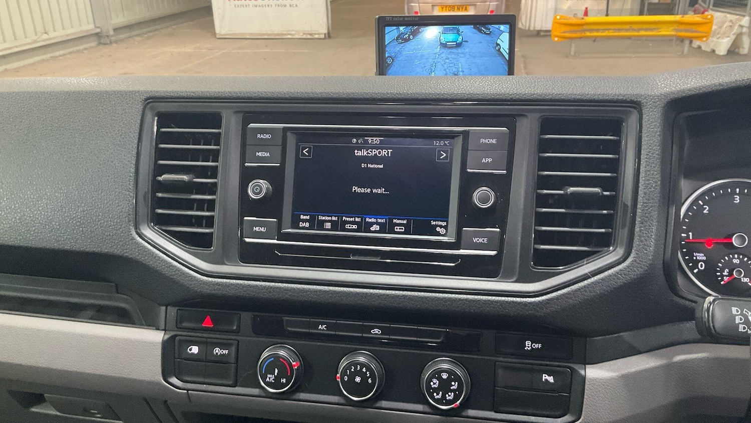 Used Volkswagen Crafter 2020 for sale - 76456753: Photo 2