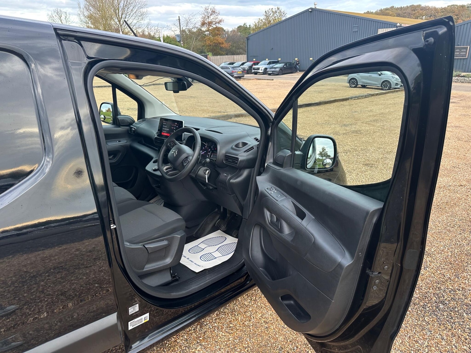 Used Citroen Berlingo 2022 for sale - 76472402: Photo 17