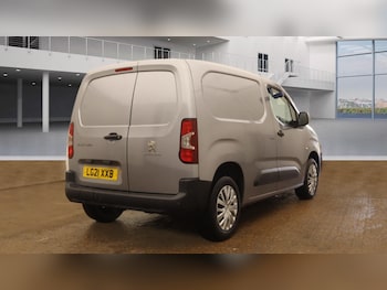 Used Peugeot Partner 2021 for sale - 77769539: Photo