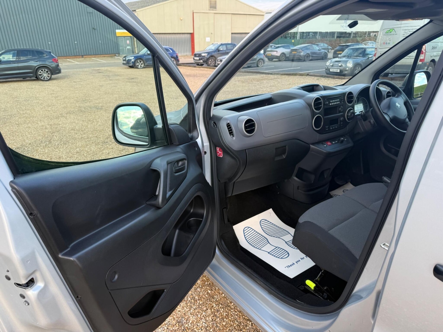 Used Peugeot e-Partner 2020 for sale - 77645988: Photo 19