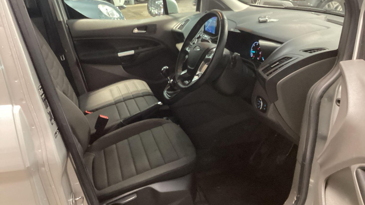 Used Ford Transit Connect 2022 for sale - 77468588: Photo 2