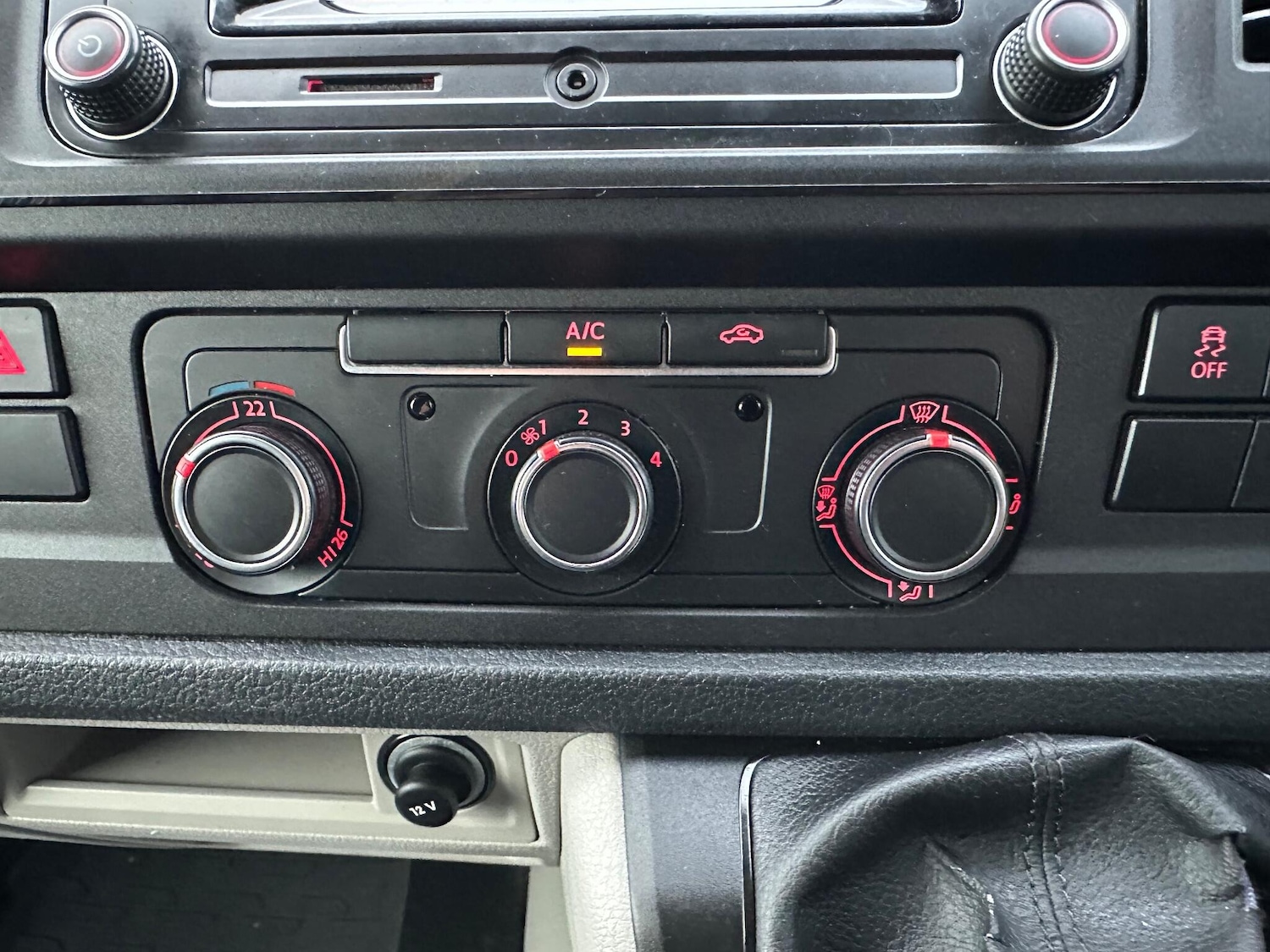 Used Volkswagen Transporter 2019 for sale - 76976255: Photo 10