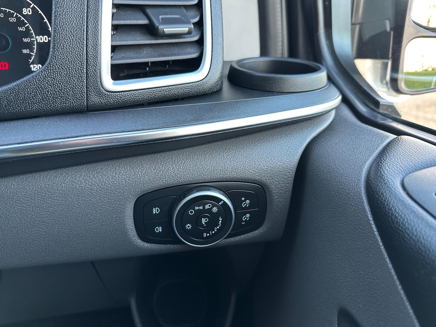 Used Ford Tourneo Custom 2020 for sale - 76573395: Photo 11