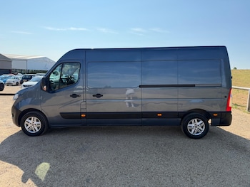 Used Nissan Interstar 2024 for sale - 79401426: Photo