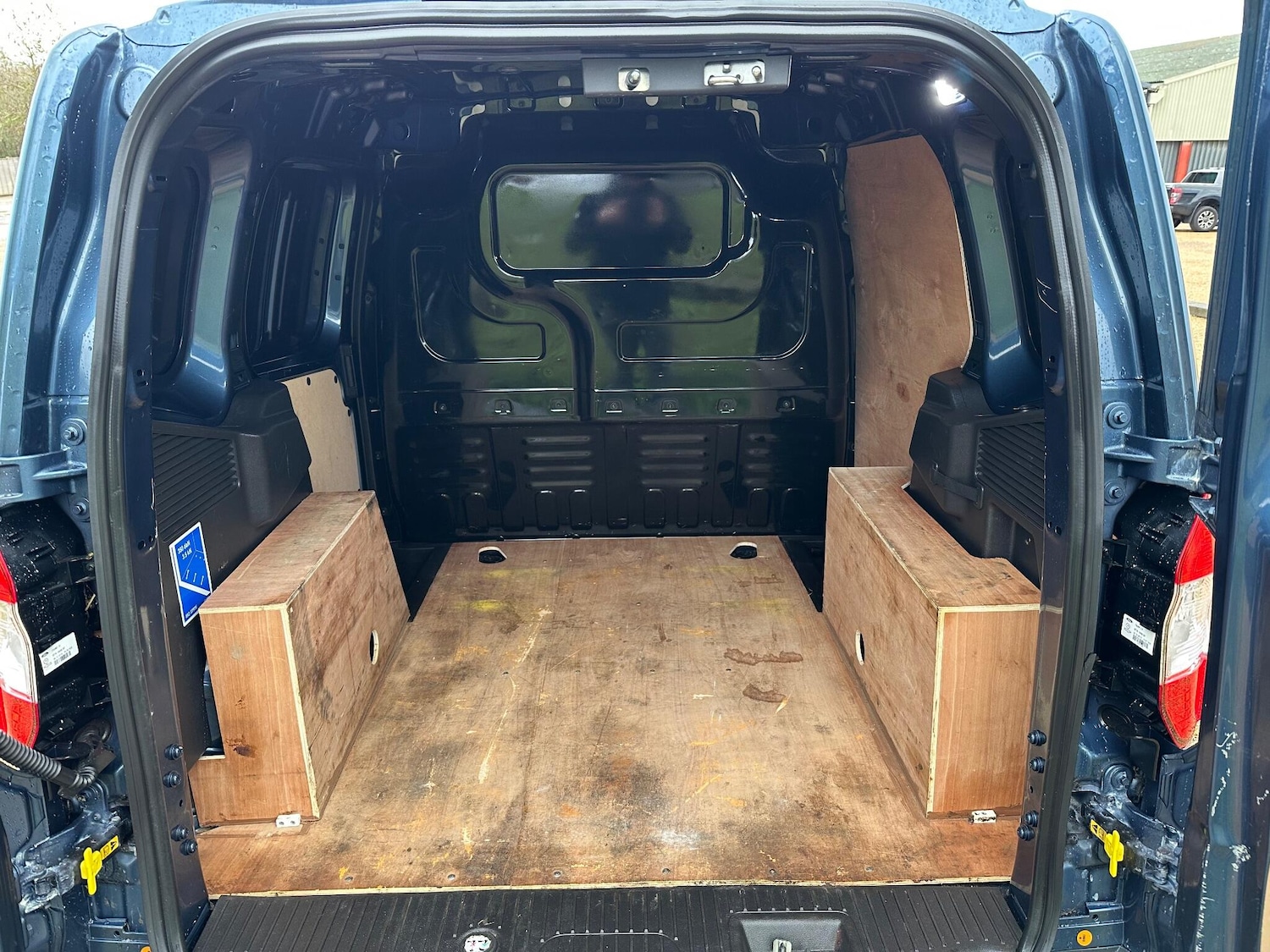 Used Ford Transit Courier for sale - 77753781: Photo 14