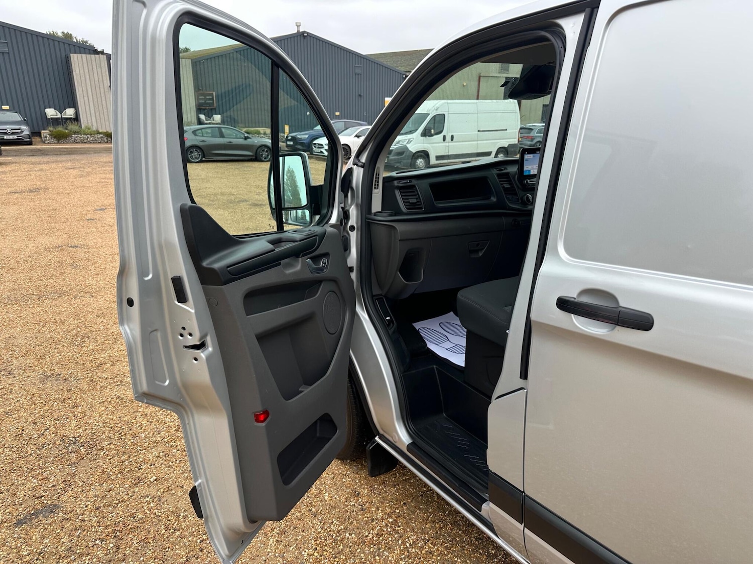 Used Ford Transit Custom 2023 for sale - 76988905: Photo 17