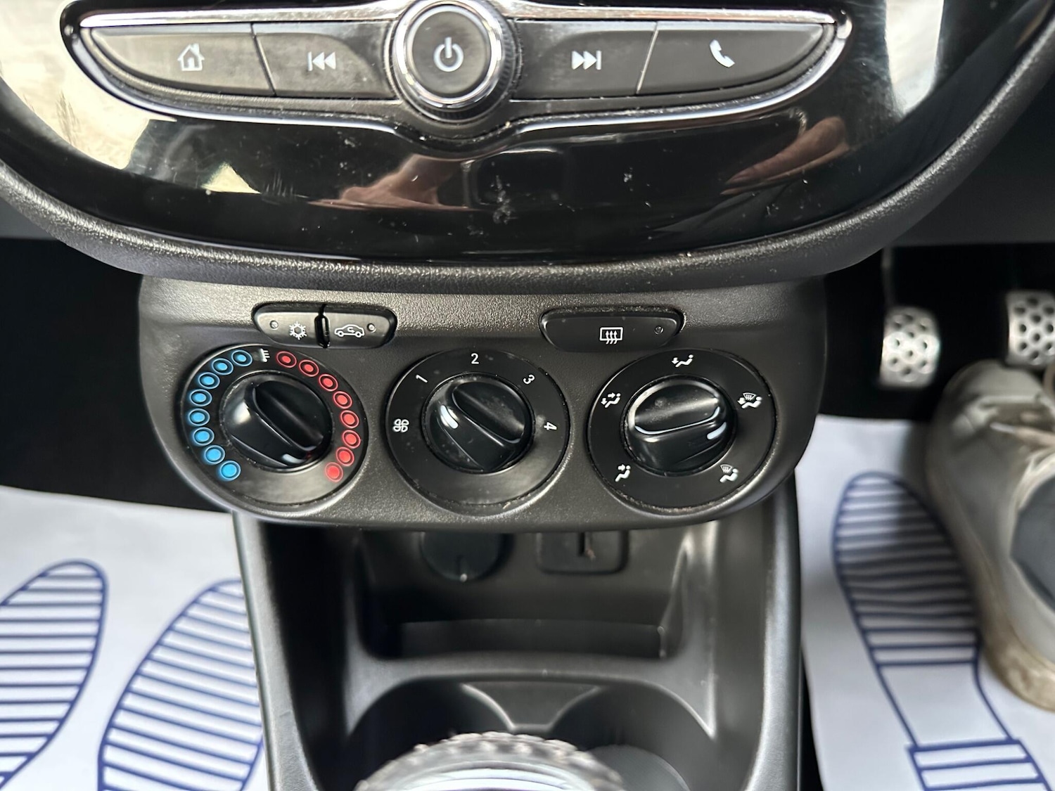 Used Vauxhall Corsa 2016 for sale - 76389098: Photo 10