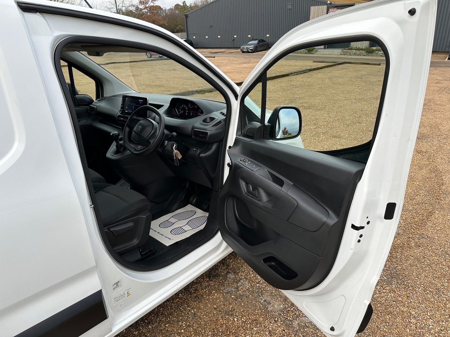 Used Peugeot Partner 2022 for sale - 76802290: Photo 18