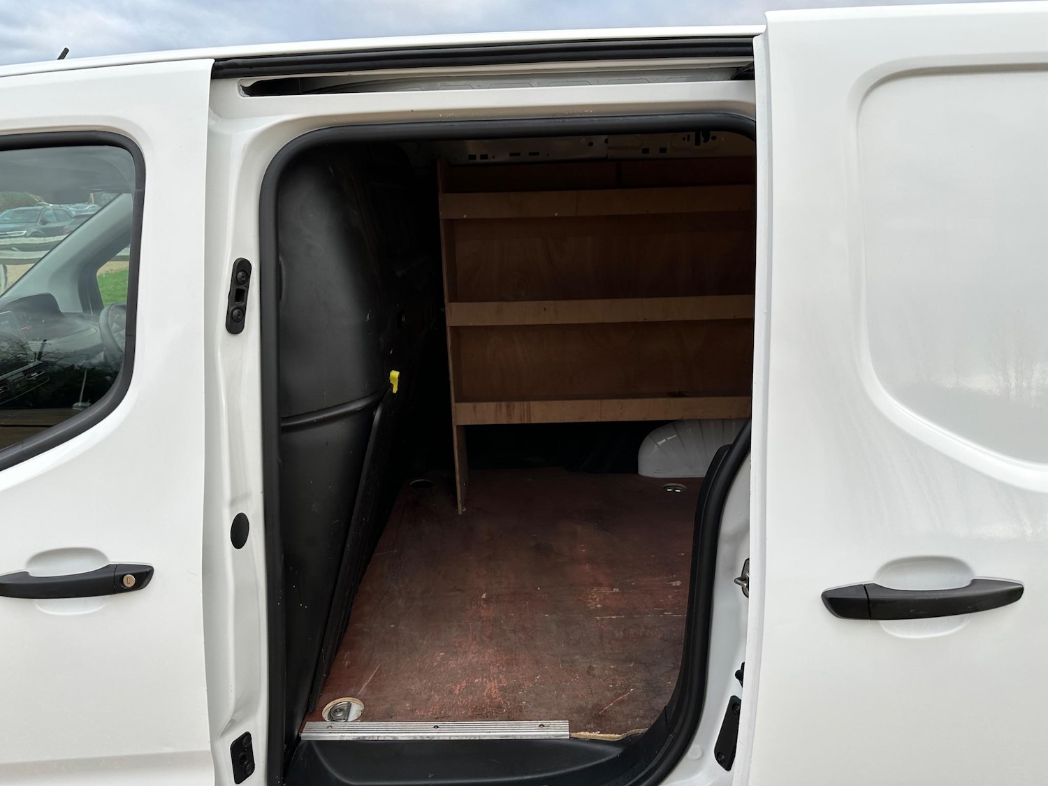 Used Peugeot Partner 2022 for sale - 76802290: Photo 5