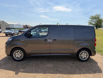 Used Vauxhall Vivaro 2023 for sale - 79651032: Photo