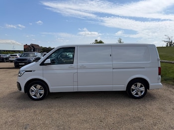 Used Volkswagen Transporter 2021 for sale - 78388067: Photo