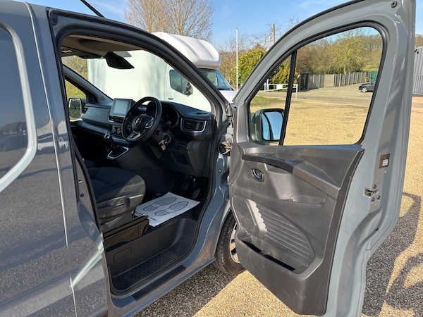 Used Renault Trafic 2022 for sale - 73895482: Photo 16
