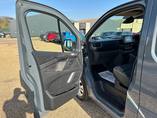 Used Renault Trafic 2022 for sale - 73895482: Photo 17