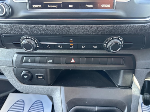 Used Vauxhall Vivaro 2021 for sale - 76002219: Photo 11