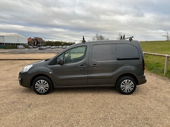 Used Peugeot Partner 2018 for sale - 78058006: Photo