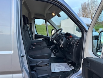 Used Peugeot Boxer 2023 for sale - 76527940: Photo