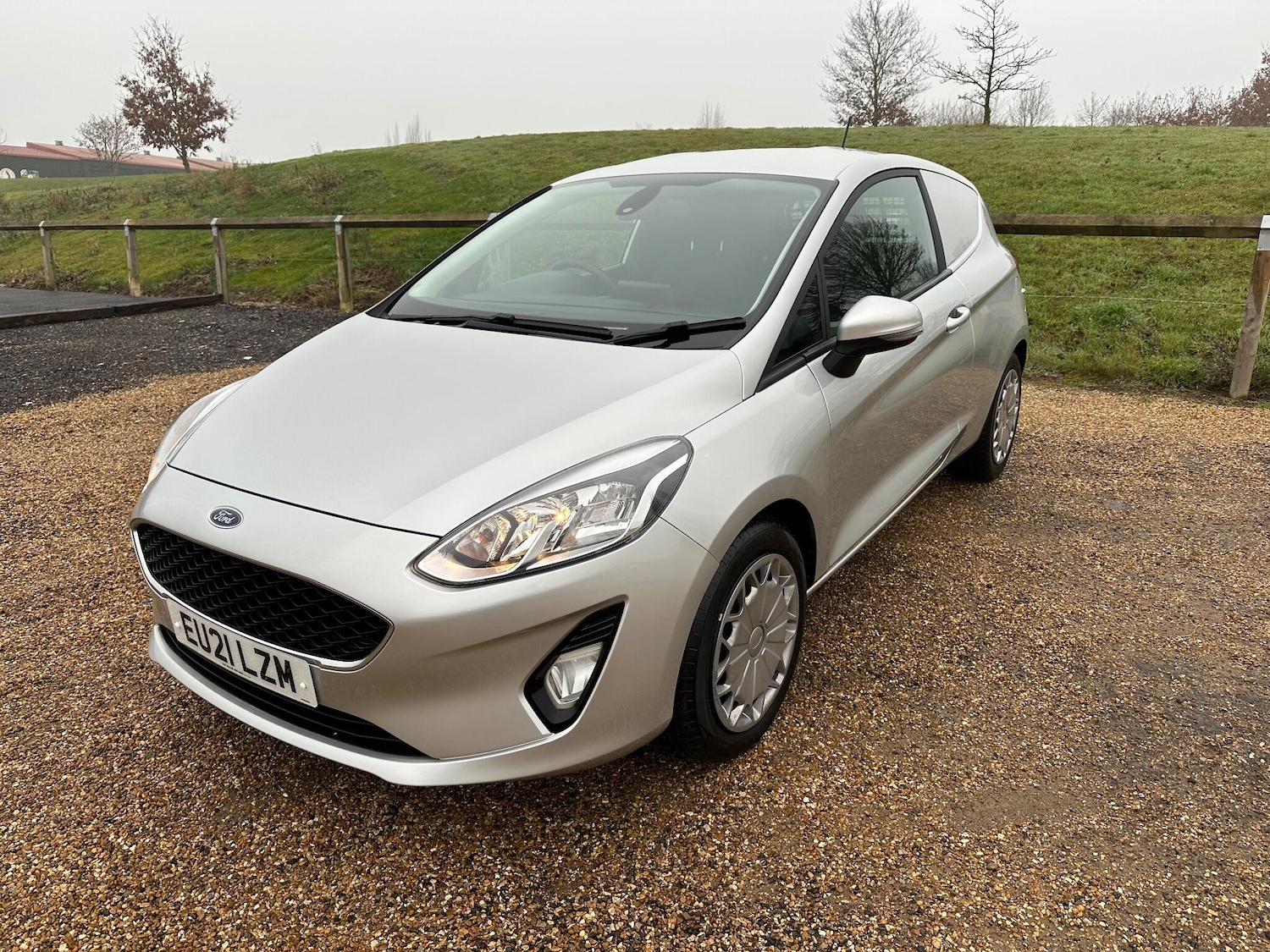 Used Ford Fiesta Van 2021 for sale - 77144642: Photo 3
