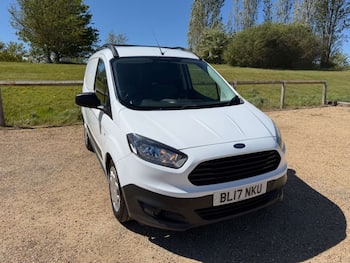 Used Ford Transit Courier 2017 for sale - 79651173: Photo