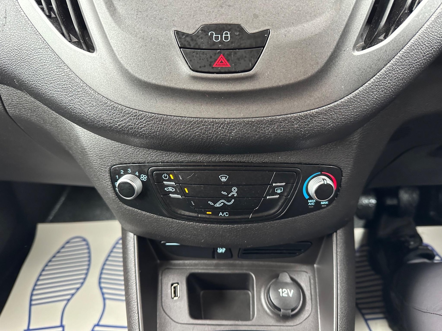 Used Ford Transit Courier 2019 for sale - 77103535: Photo 16