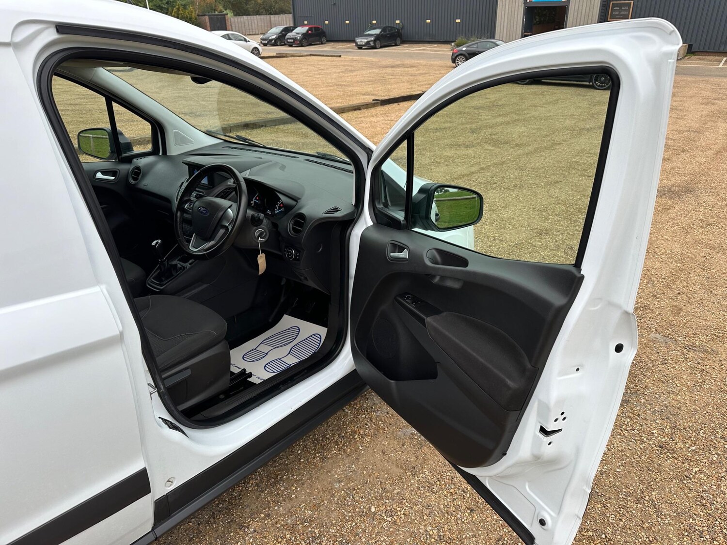 Used Ford Transit Courier 2019 for sale - 77103535: Photo 9