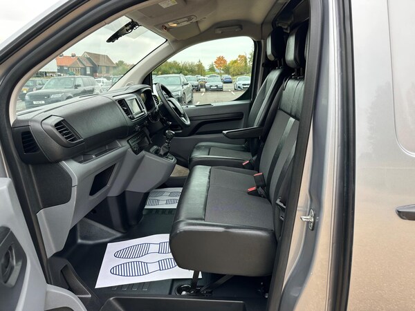 Used Vauxhall Vivaro 2019 for sale - 76123093: Photo 14