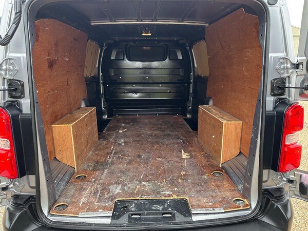 Used Vauxhall Vivaro 2019 for sale - 76123093: Photo 16