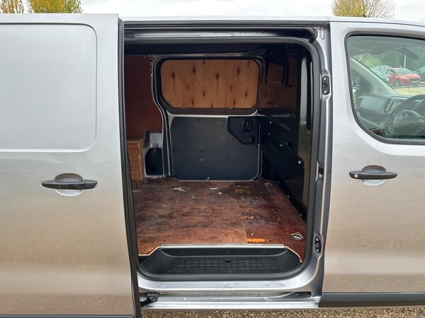 Used Vauxhall Vivaro 2019 for sale - 76123093: Photo 17