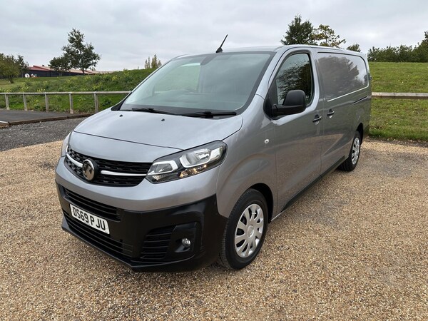 Used Vauxhall Vivaro 2019 for sale - 76123093: Photo 3