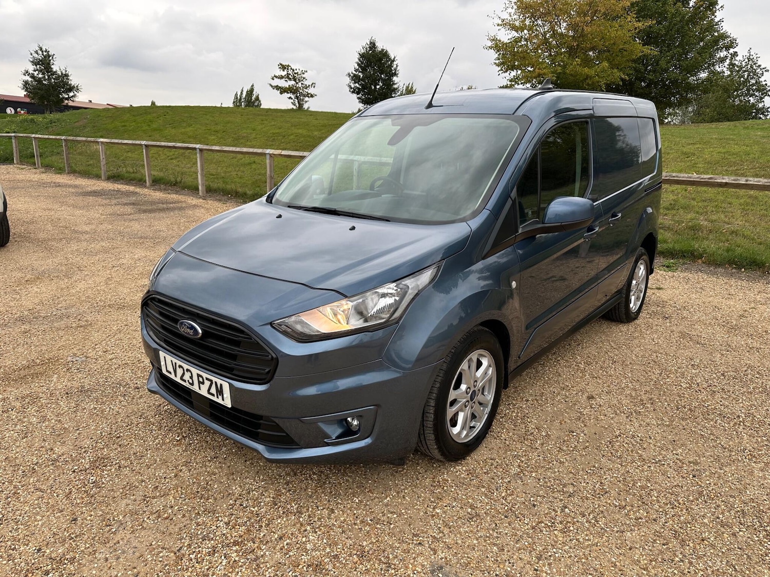 Used Ford Transit Connect 2023 for sale - 76226351: Photo 3
