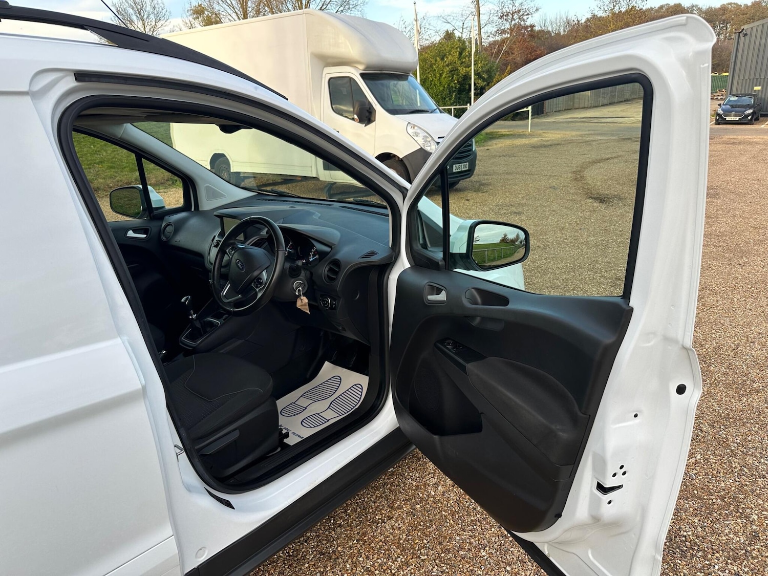 Used Ford Transit Courier 2023 for sale - 76527732: Photo 16