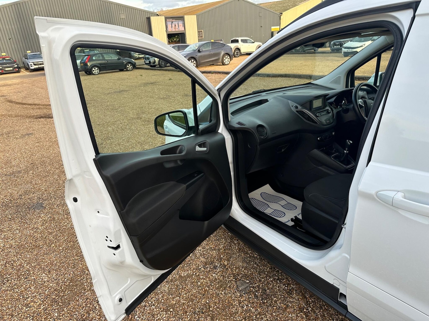 Used Ford Transit Courier 2023 for sale - 76527732: Photo 17