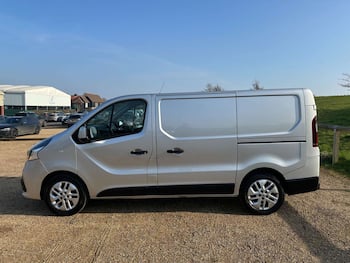 Used Renault Trafic 2018 for sale - 79651124: Photo