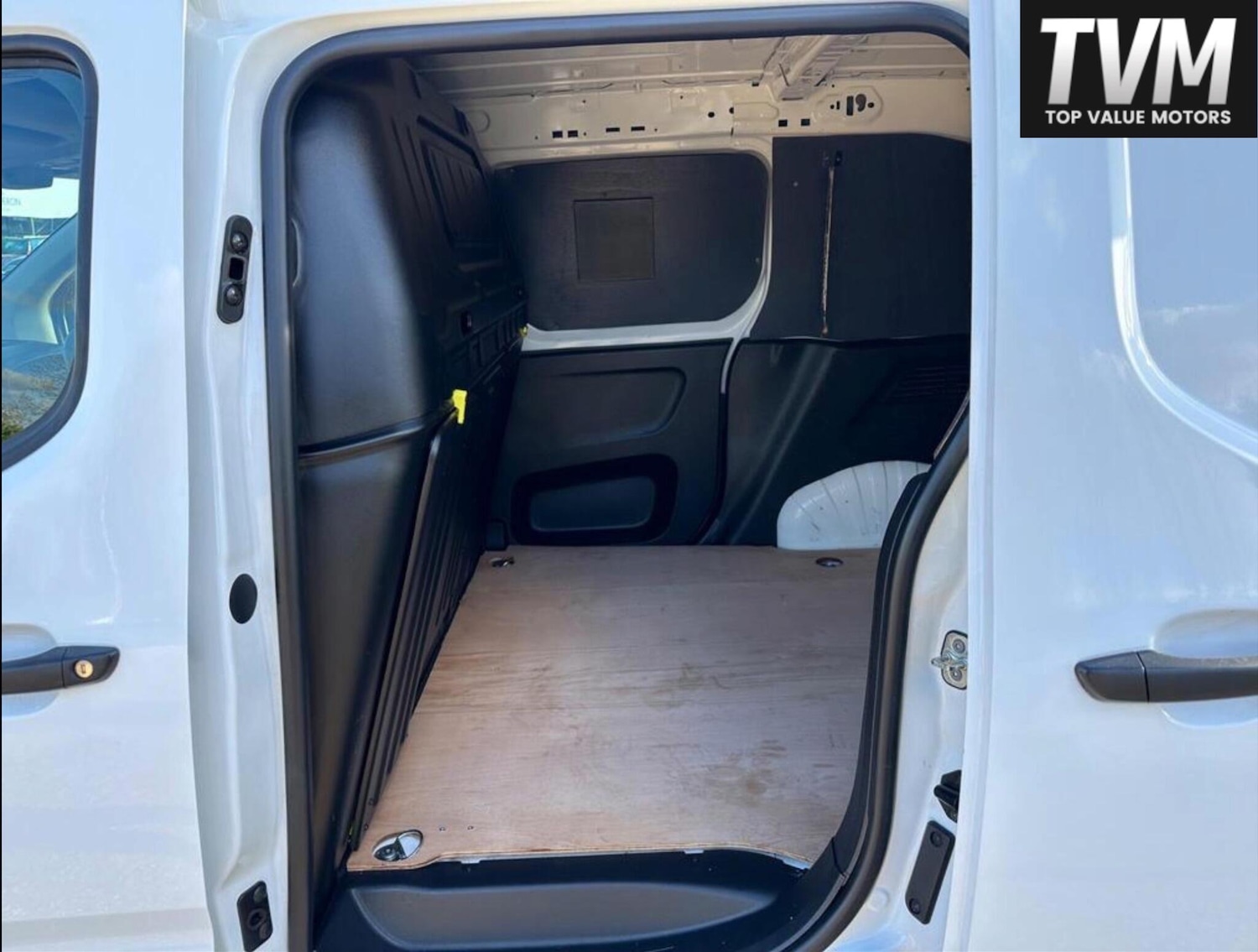 Used Citroen Berlingo 2021 for sale - 76996132: Photo 17