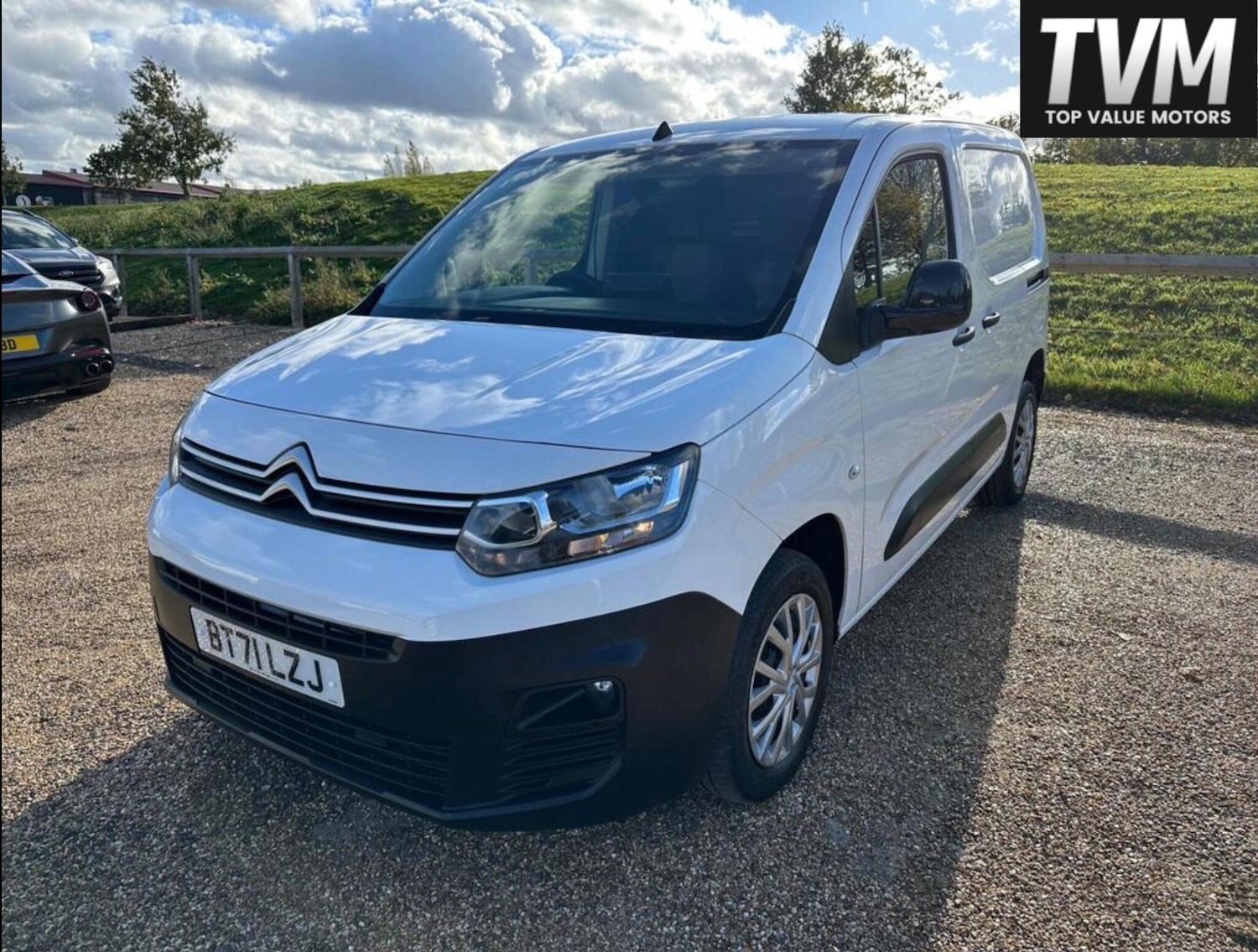 Used Citroen Berlingo 2021 for sale - 76996132: Photo 3