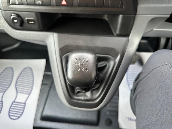 Used Vauxhall Vivaro 2020 for sale - 76166432: Photo 12
