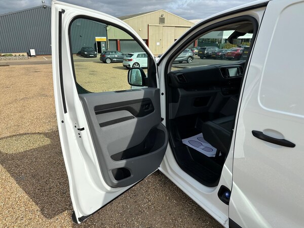Used Vauxhall Vivaro 2020 for sale - 76166432: Photo 20