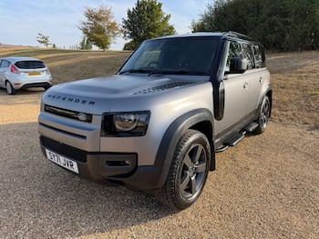 Used Land Rover Defender 2021 for sale - 79651136: Photo